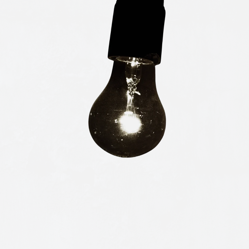 Un bec cu filament, în întuneric